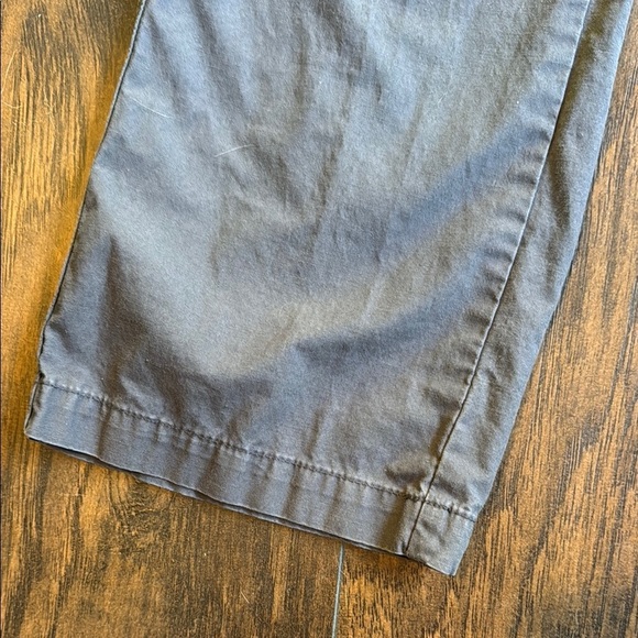 Women’s carhartt gray pants size 12/32 (A2) - Picture 3 of 6